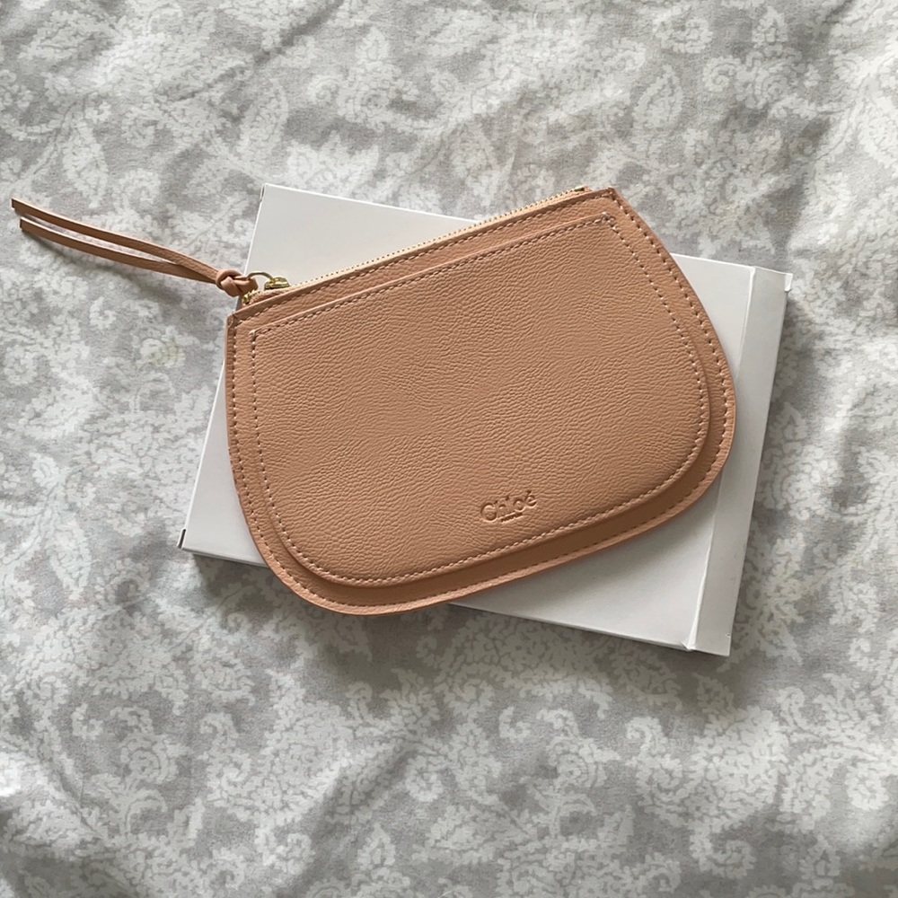 CHLOE SMALL POUNCH CAMPAGNE